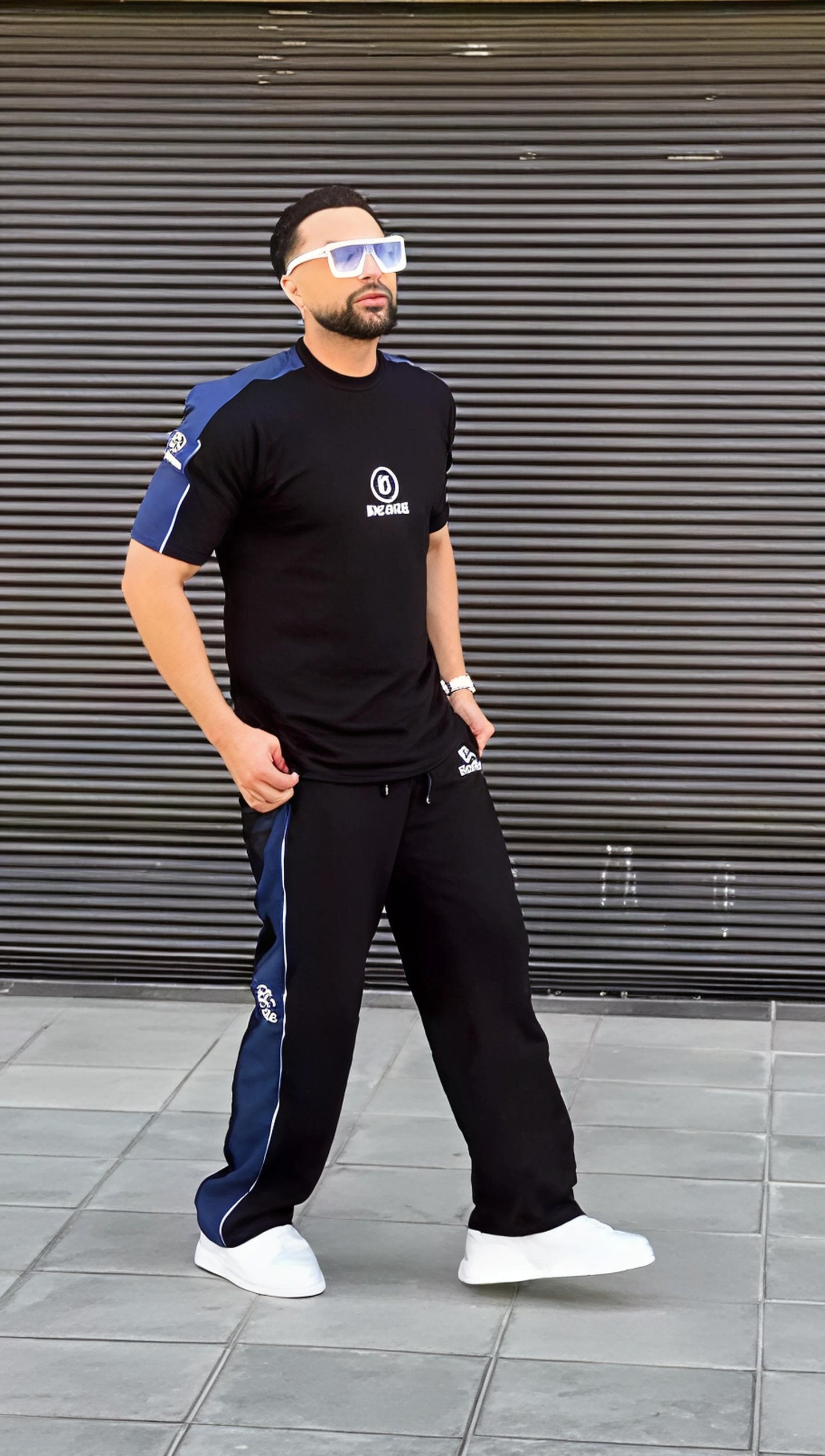 Q-08 DudeDrapes Shadow Strike Set – Monochrome Edition